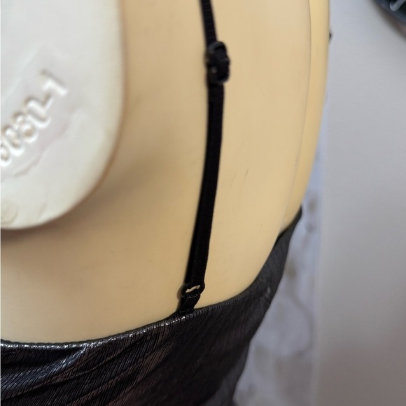 Emerald Sundae Metallic Ruched Spaghetti
Strap Mini Dress Black M - Picture 16 of 16